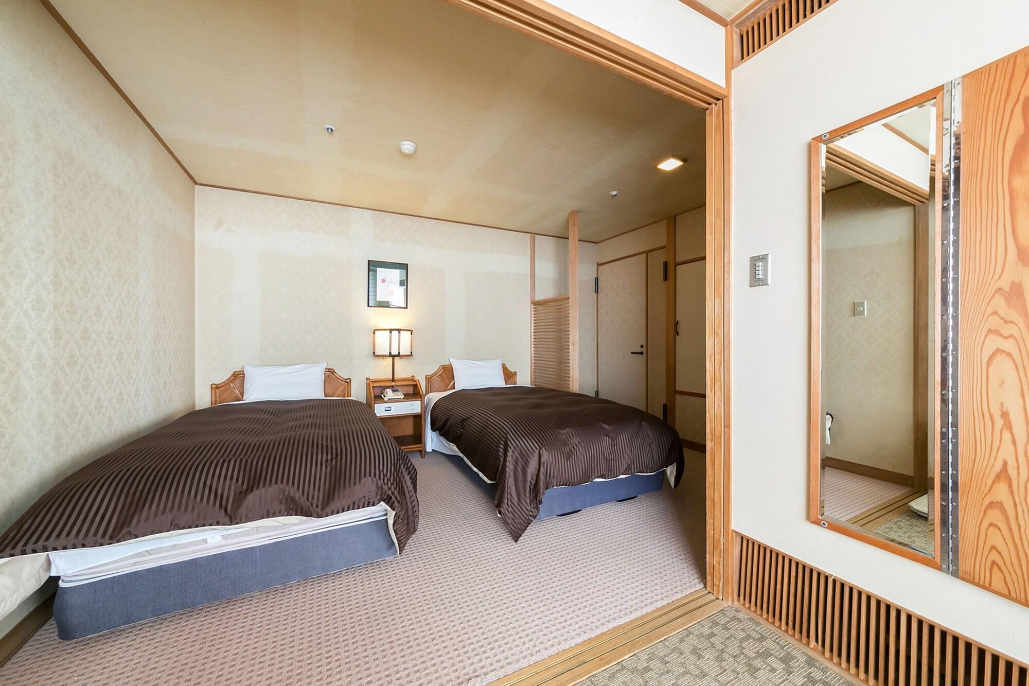 蓼科泰基诺余温泉大酒店 4* 茅野